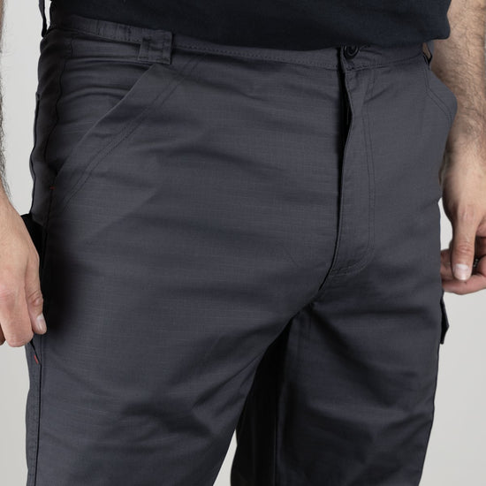 Pantalon TERRESTRE Hugo Strong avec poche cuisse gauche à rabat et attache porte-marteau