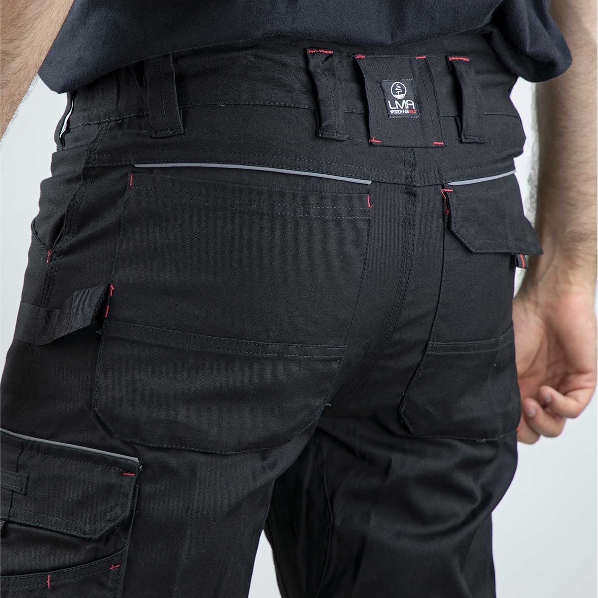 Pantalon de travail extensible en canevas, BASALTE #1425 combine confort, légèreté et robustesse pour les professionnels actifs. Entrejambe 83cm/32,5 pouces