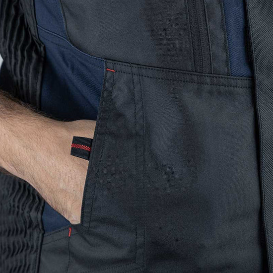 Veste sans manches Hugo Strong Pléiade #5098, renforcée et durable, idéale pour le travail extérieur. Liberté de mouvement et protection fiable.